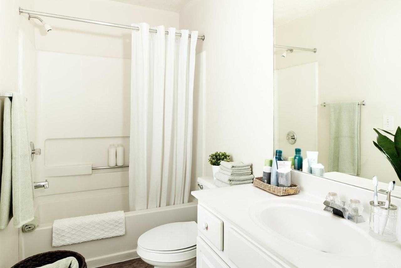 Intown Suites Extended Stay Raleigh Nc- Capital Blvd Bagian luar foto