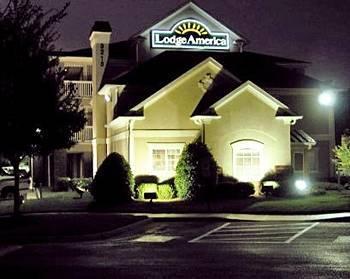 Intown Suites Extended Stay Raleigh Nc- Capital Blvd Bagian luar foto