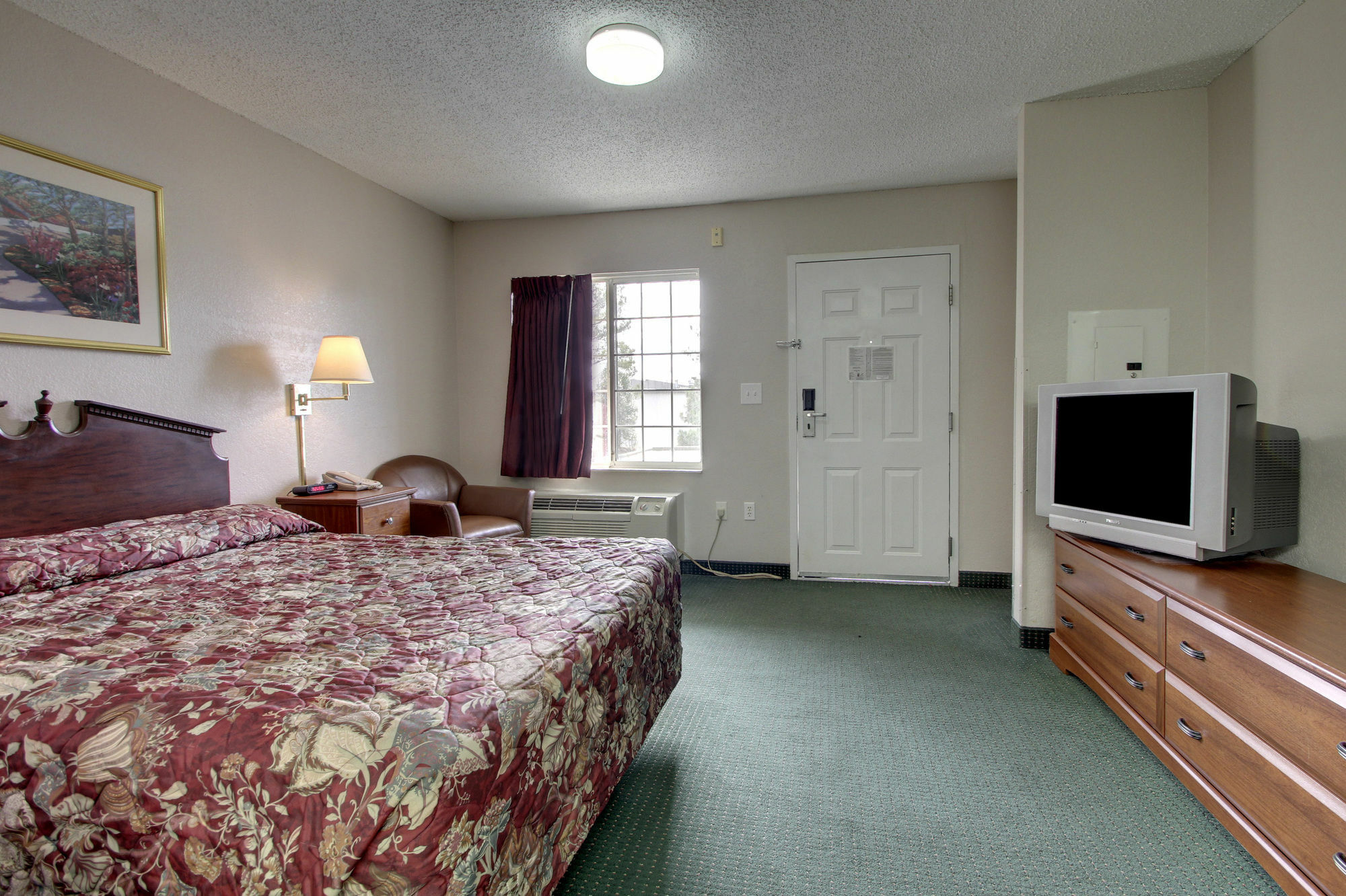 Intown Suites Extended Stay Raleigh Nc- Capital Blvd Bagian luar foto